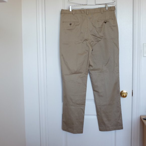 COPY - Haggar Beige Chino pants 36x32 - Picture 2 of 10